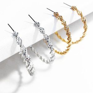 Twisted textured hoop